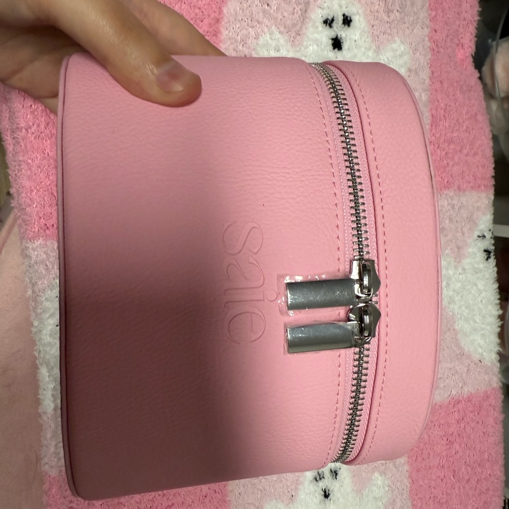 Saie Pink mini vanity case